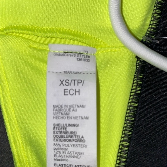 UnderAmour Women’s UA Crossback Low Impact Yellow/Black Sports Bra - Picture 3 of 5